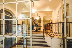  Grand Palace Hotel - The Leading Hotels of the World  Рига